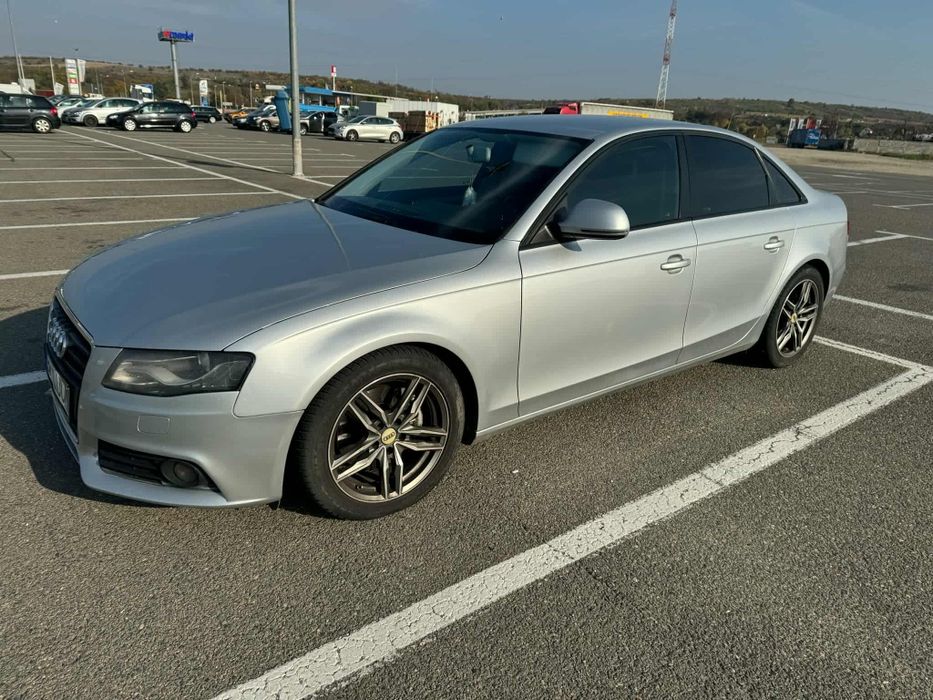 Vând audi A4 b8  fiscal pe loc