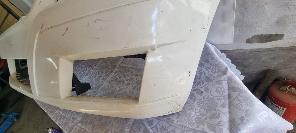 Bara fata Mercedes GLK