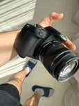 Aparat foto DSLR Canon 2000D