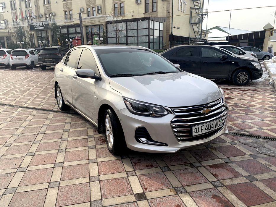 Chevrolet Onix Premier 2 Turbo AT