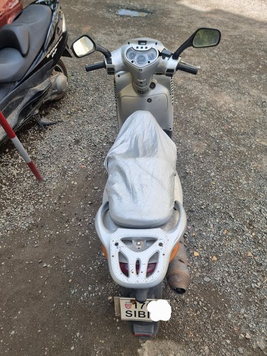 Scuter honda 150 cm3 , sau Schimb cu scuter mic de 49 sau de 50 cm3