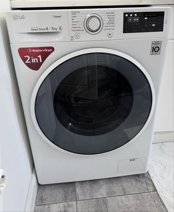 Masina de spalat rufe cu uscator  LG