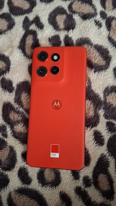 Motorola edge 50 neo,5g,256GB,8GB RAM.