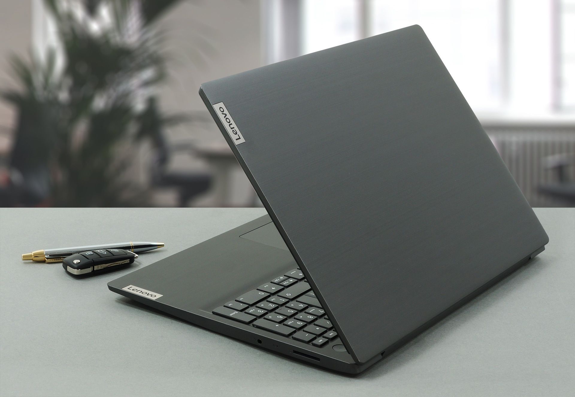 Lenovo V15 G1 IML Notebook