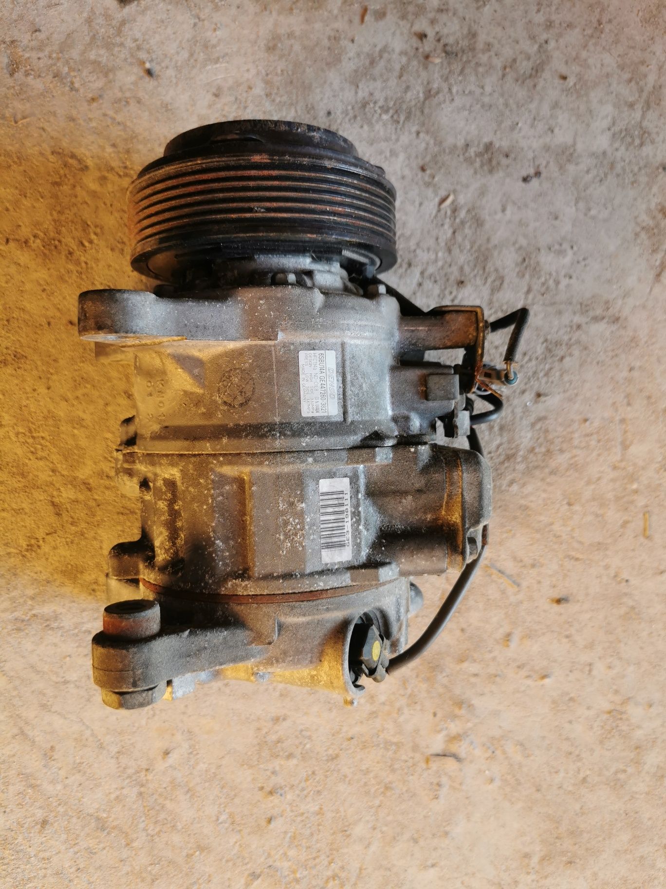 Compresor ac clima 2.0 diesel bmw F10 F11  e90 e91 e92 e93 2011