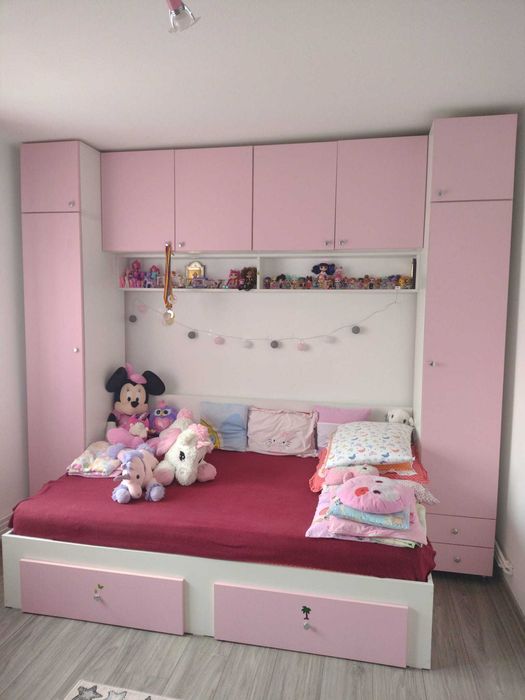 Mobila dormitor fete