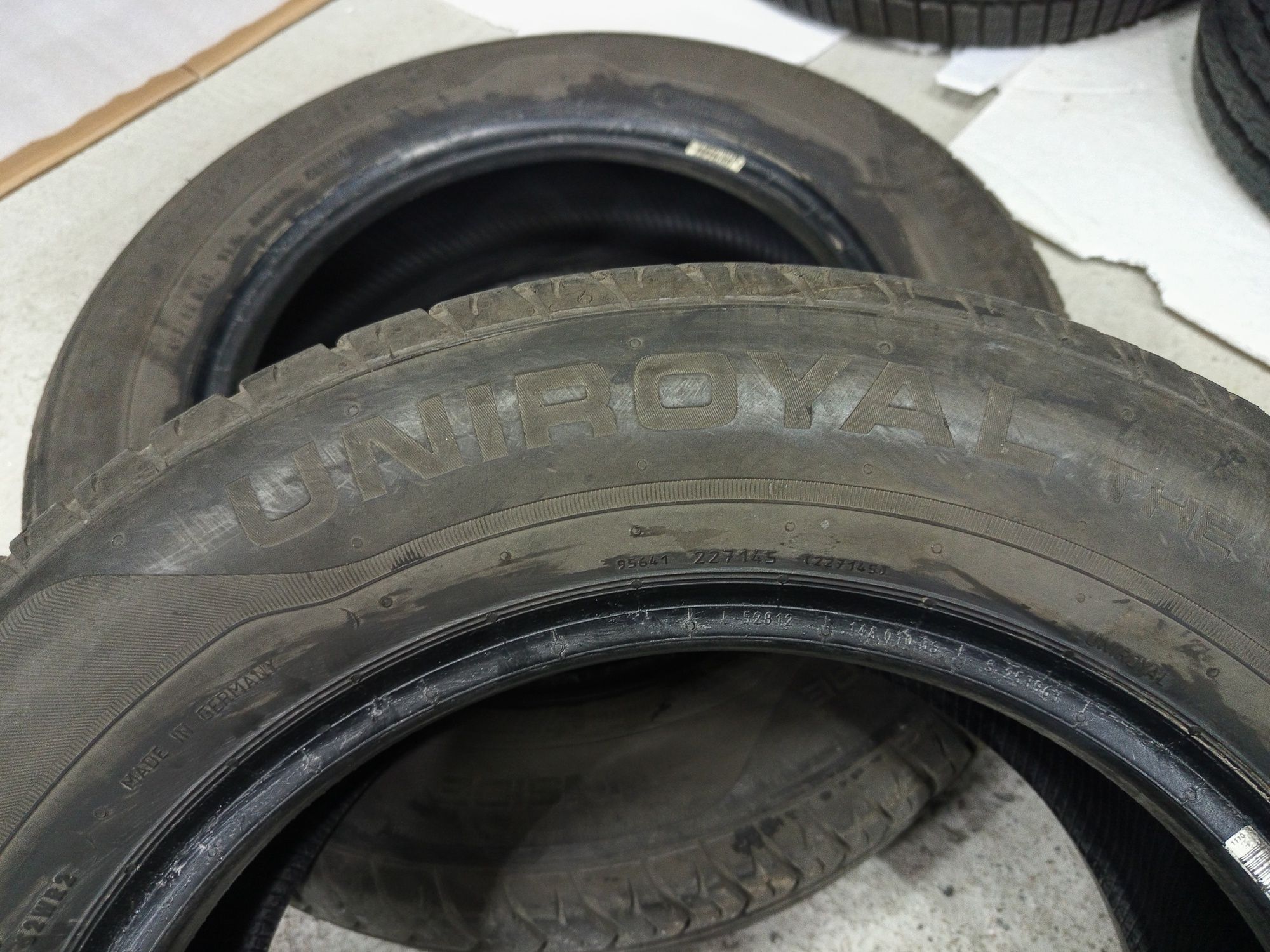 Uniroyal 195/65/15-2бр дот 0420