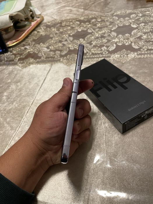 Samsung Z Flip4 128GB Xolati Ideal