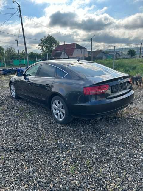 Dezmembrez Audi A5 an 2010, 2.0tfsi tip CDN, manual 6 trepte
