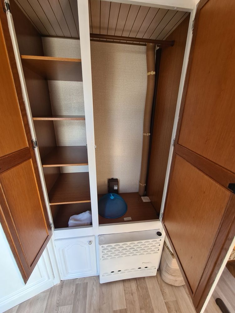 Продава се каравана HOBBY 400C