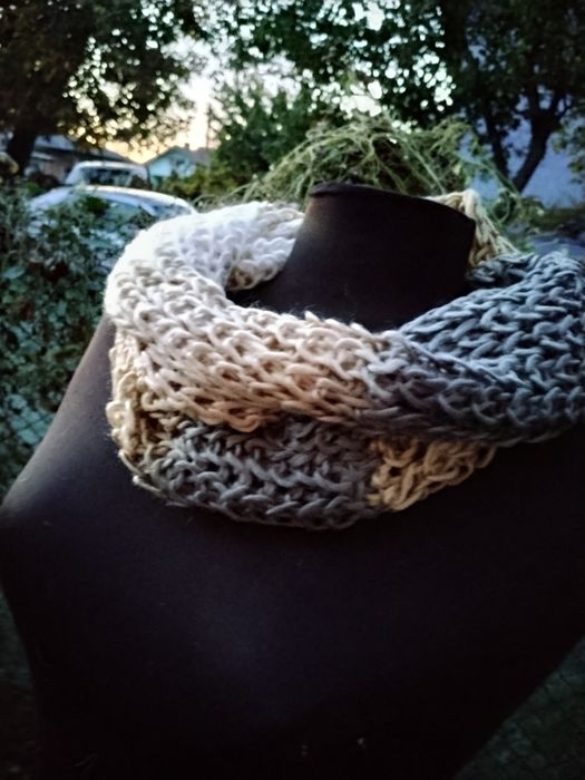 Шалове ръчно изработени