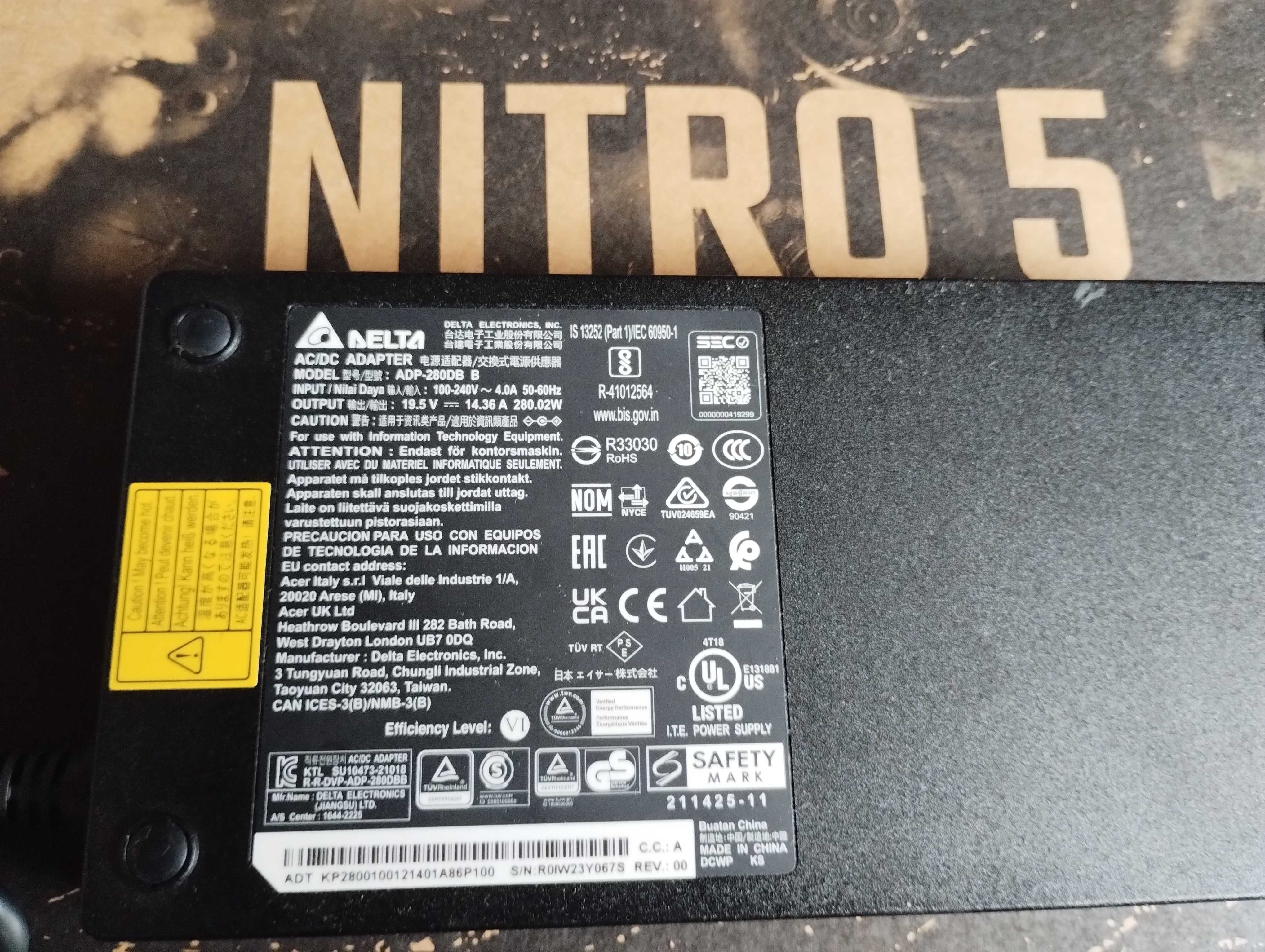 Acer Nitro 5 Ryzen 7 6800H AN515 165Hz