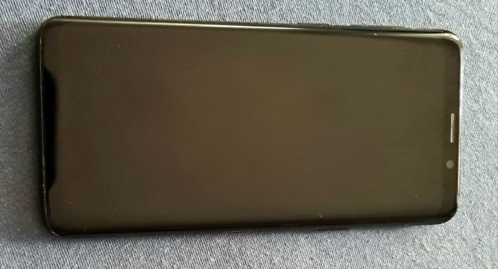 vand tel.samsung S9