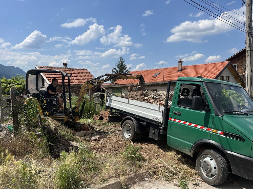 Почистване на дворове изкореняване на дървета