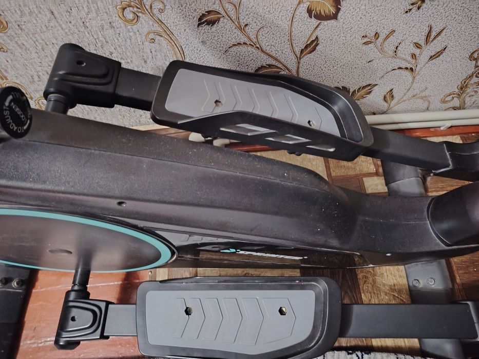 Эллиптик тренажёр (лижа)