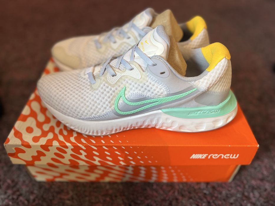 Nike Renew Run 2