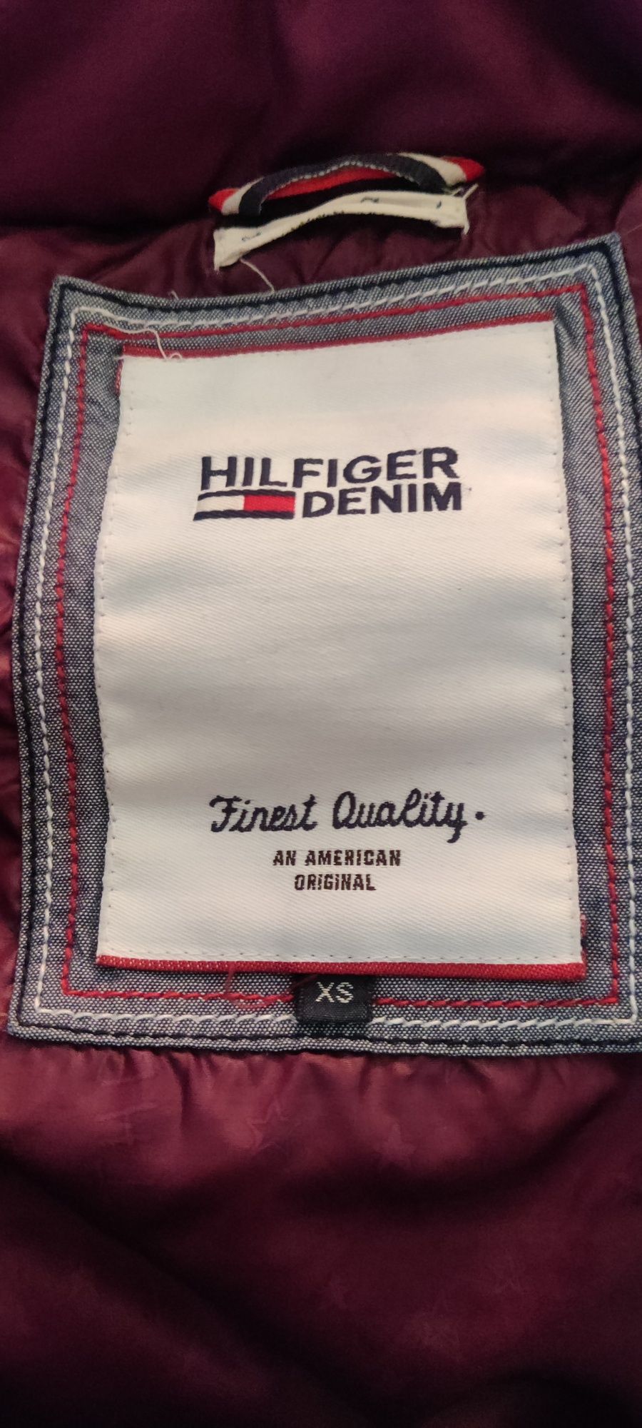 Дамско зимно пухено яке Tommy Hilfiger размер xs