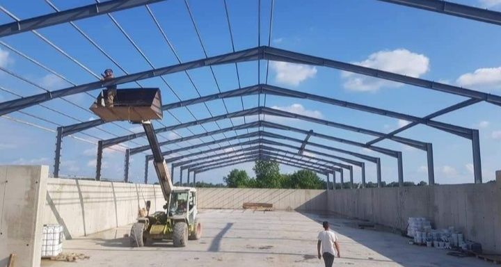 Vand și construiesc o gama larga de hale sau structuri metalice noi ne