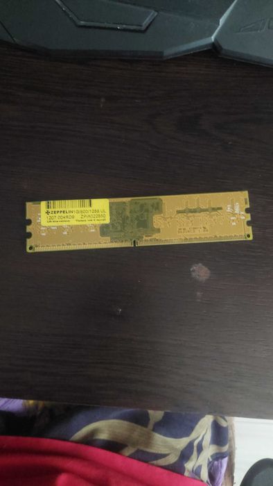 Kit PC - Procesor AMD Athlon Il X3 440 +
Cooler AVC + RAM 1GB DDR2
