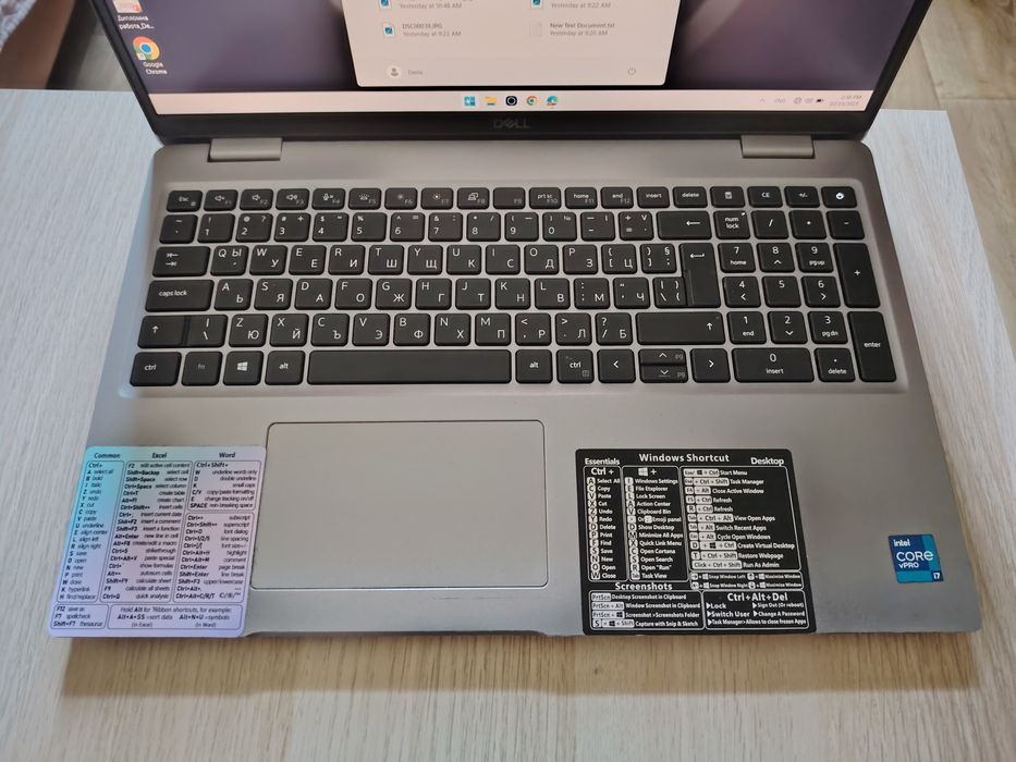 Лаптоп Dell Latitude 5521, i7 (8 ядра/16 нишки), 32GB RAM, 1 TB NVMe