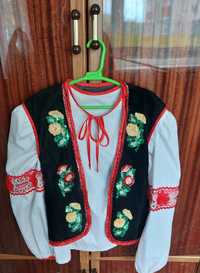 Продам костюм украинский для девочки