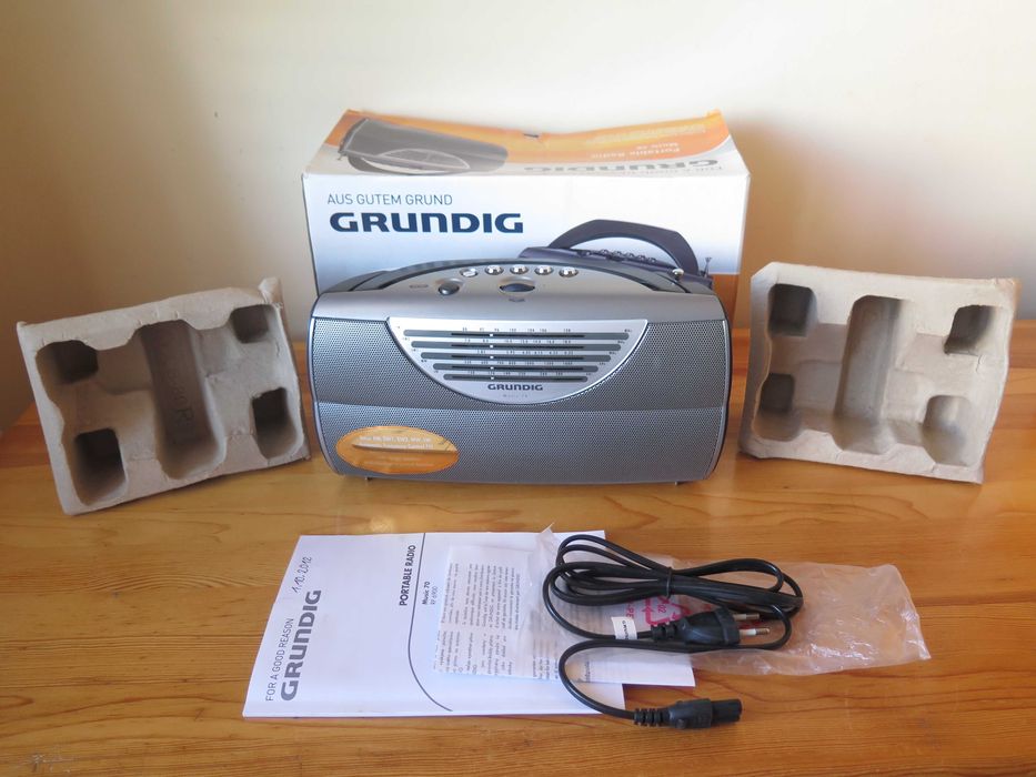 Ново-GRUNDIG,music 70 ,радио,2012год