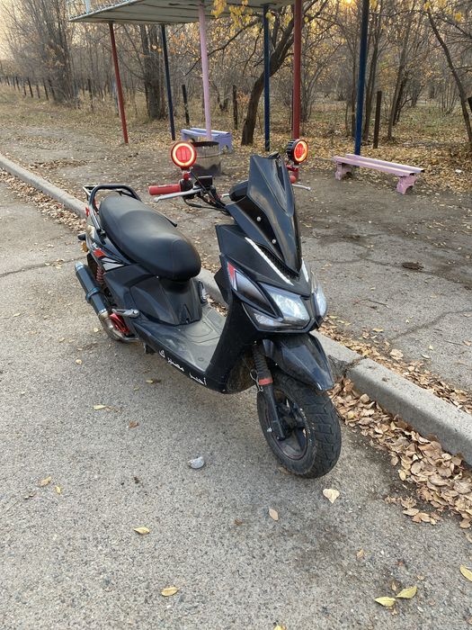 Продам или обменяю на айфон 13 про