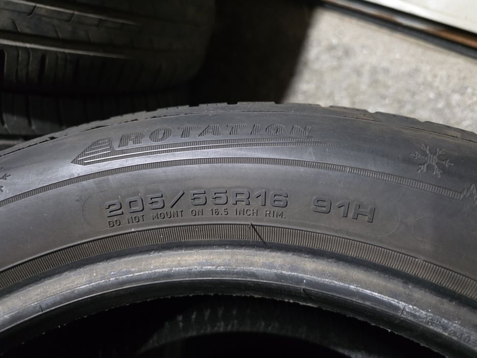 4бр Като нови зимни гуми 205 55 16 - Dunlop