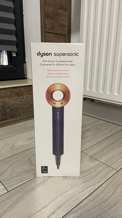 Dyson HD08 - Blue Cooper , sigilat cu factură !