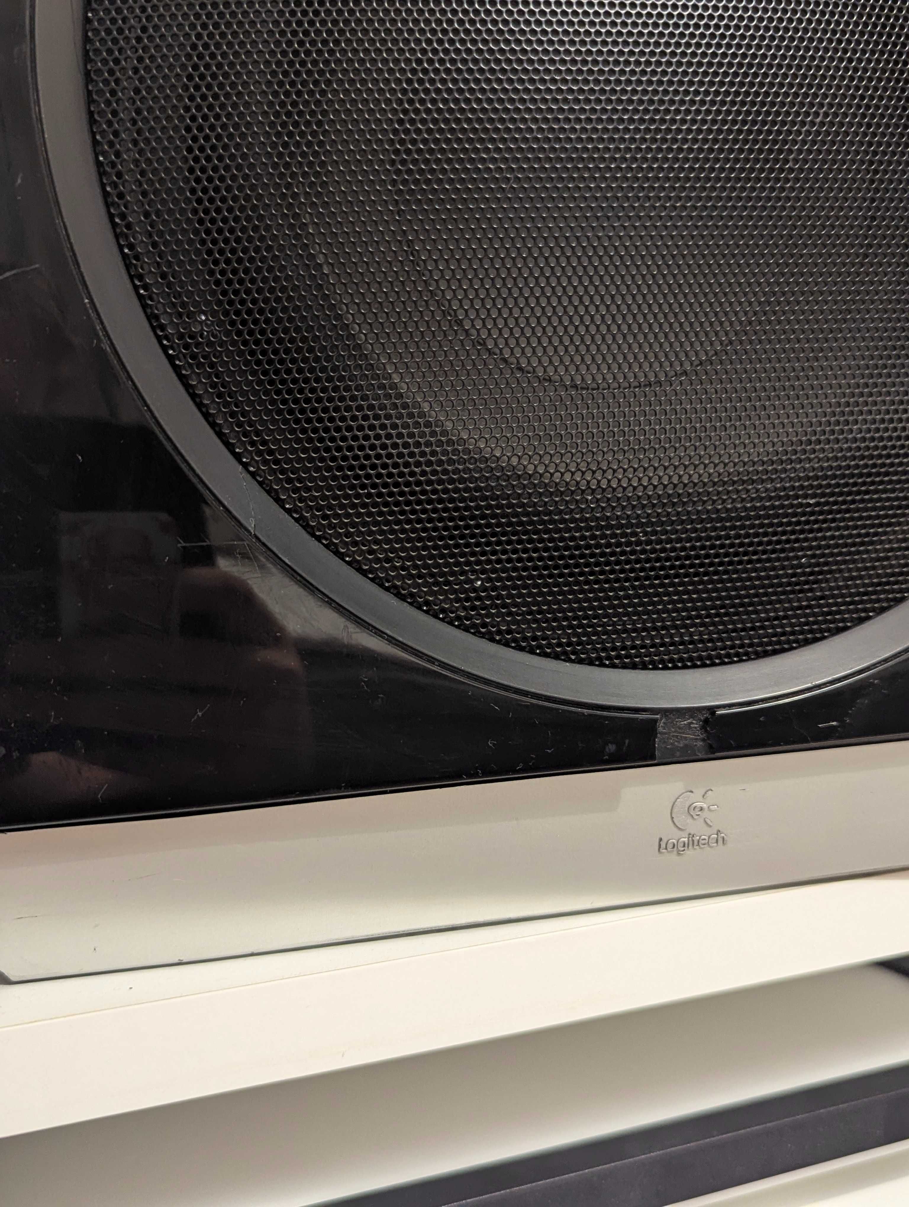 Звукова система 2.1 - Logitech Z Cinema Advanced Surround Sound System