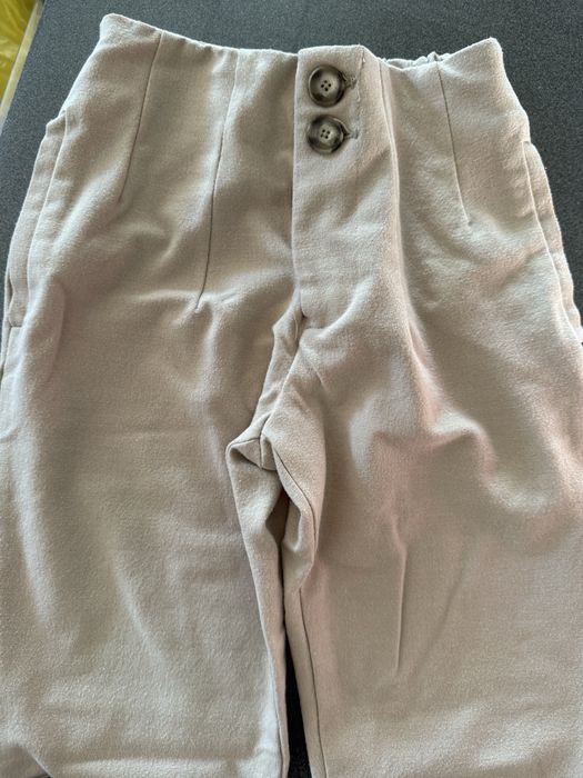 Pantaloni Zara marimea 116 6 ani