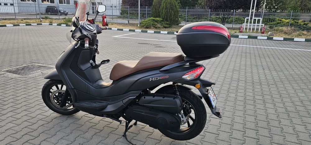 Scuter Sym HD300