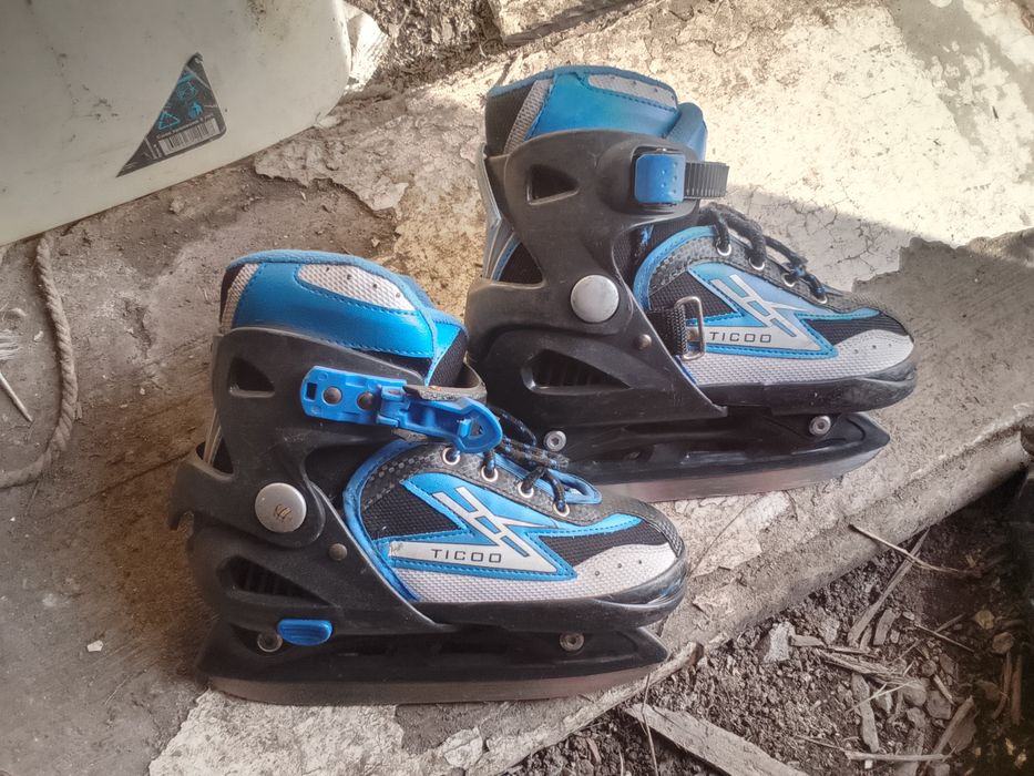 Продам коньки 37-39р