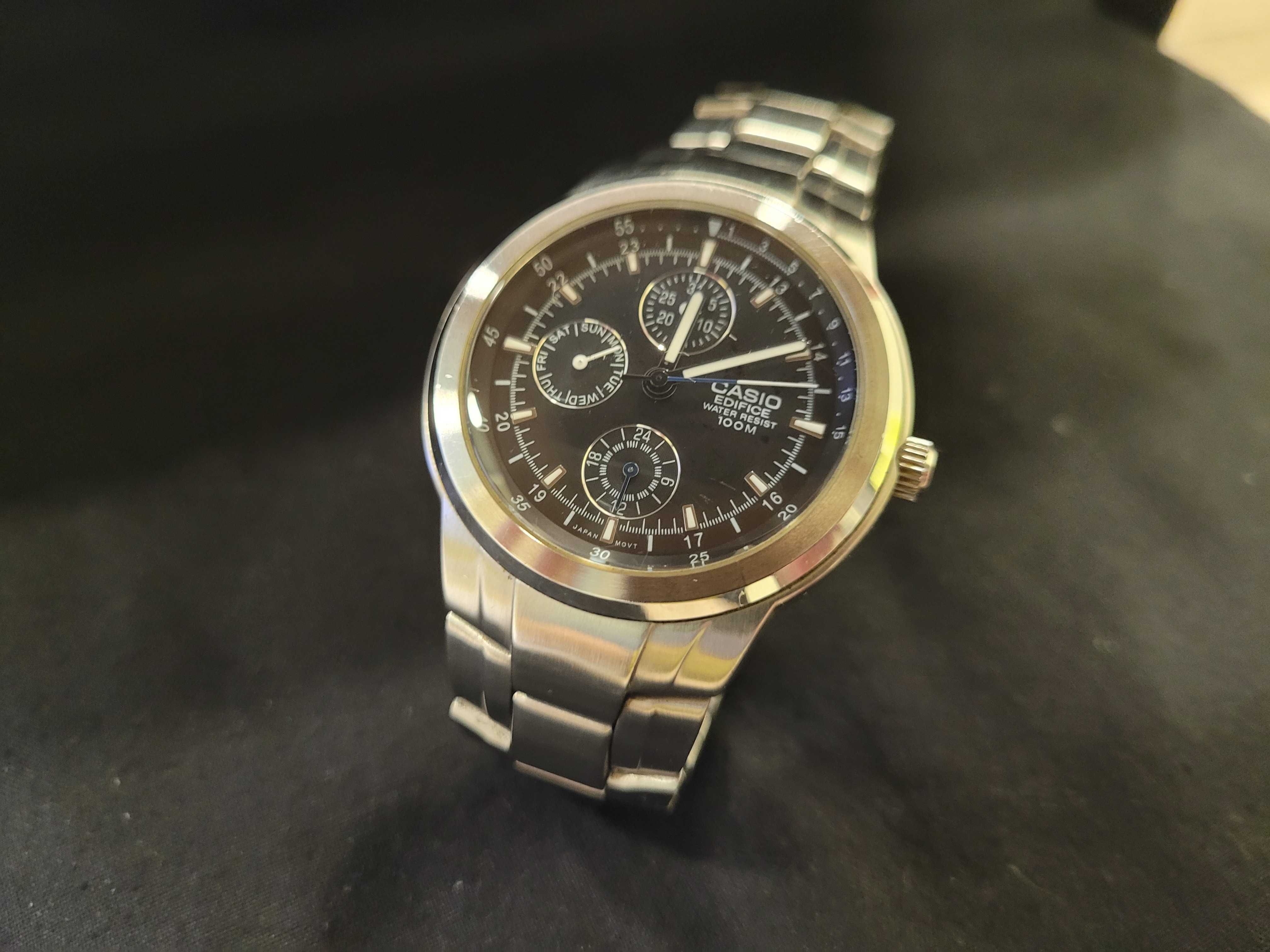 Часовник Casio - Edifice EF-305