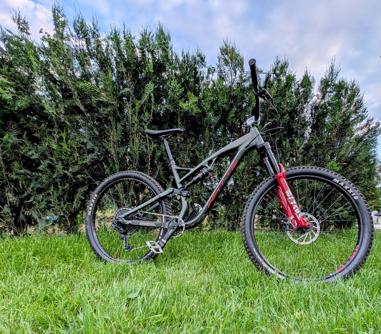 Планински велосипед White T-160S,не е Specialized, Scott, Canyon,Cube