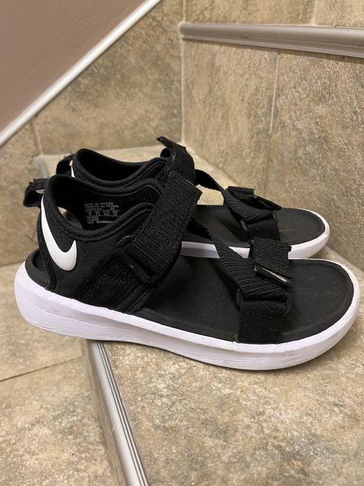 Детско юношески сандали