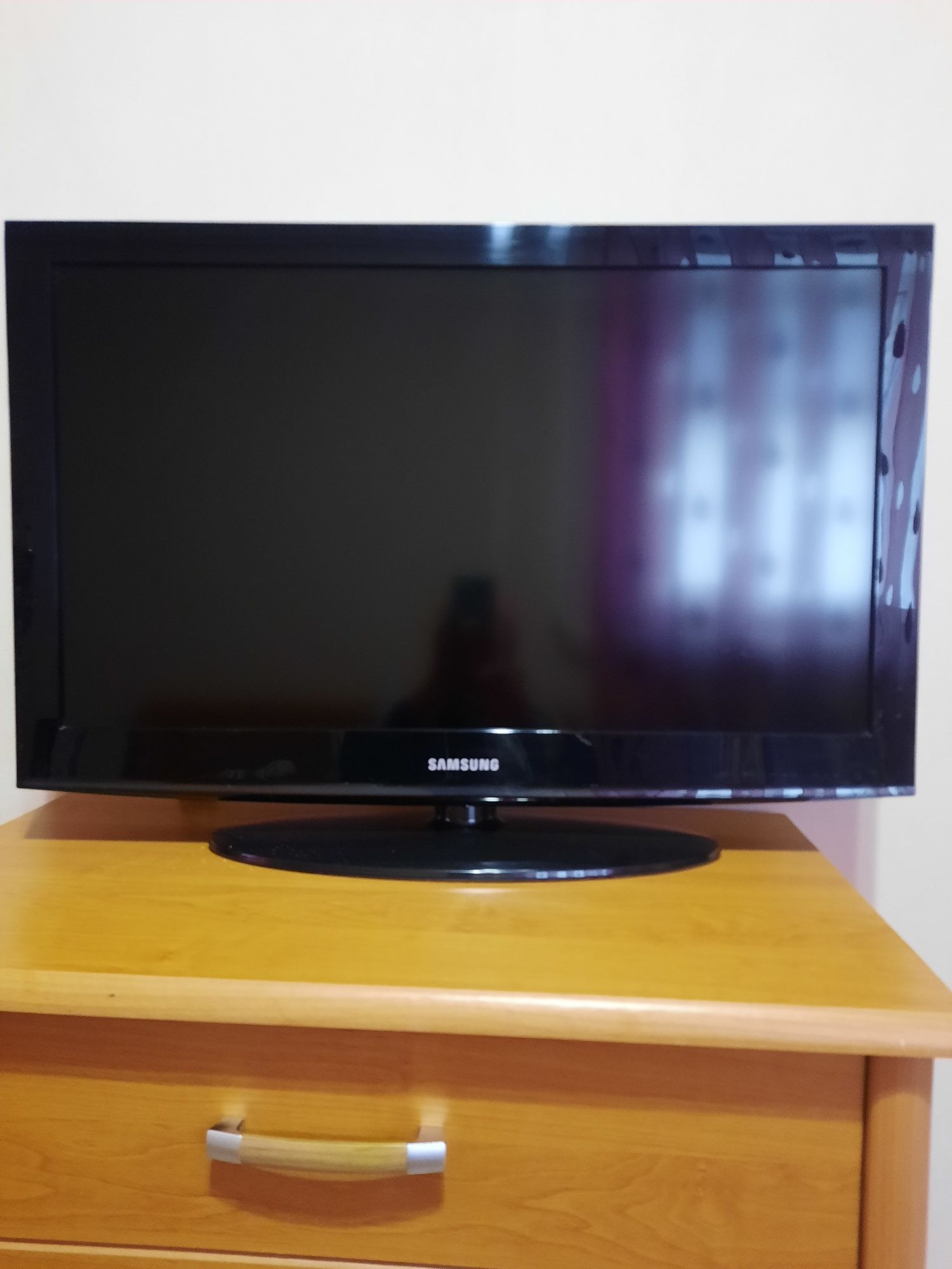 Телевизор ,,Samsung"