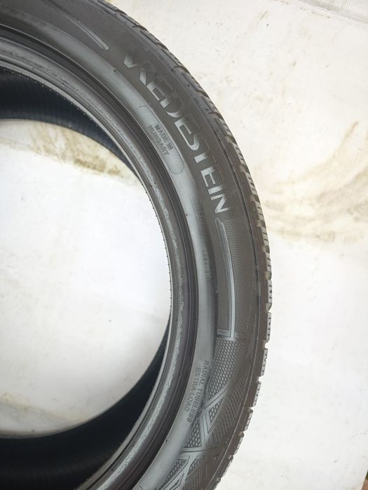 Anvelope 245/45/19 iarna Vredestein