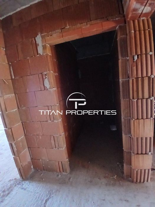 Продава се Двустаен апартамент в Пловдив, Остромила - 74 кв.м за 1230 €/кв.м - Снимка #6