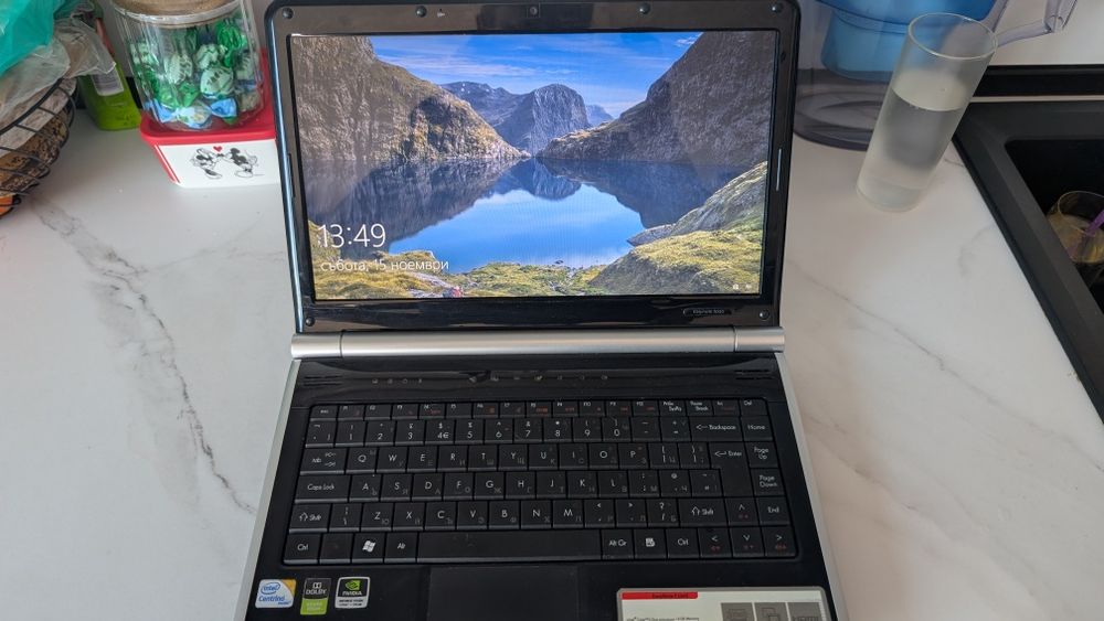 Лаптоп Packard Bell (Acer)