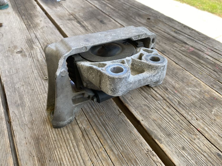 Suport motor Ford Focus 2, C Max 2.0 tdci