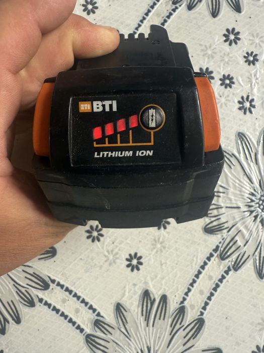 Акумулаторна батерия Milwaukee -BTI -18 V, 5 Ah, литиево-йонна