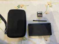 Consola Nintendo DSi cu husa si joc