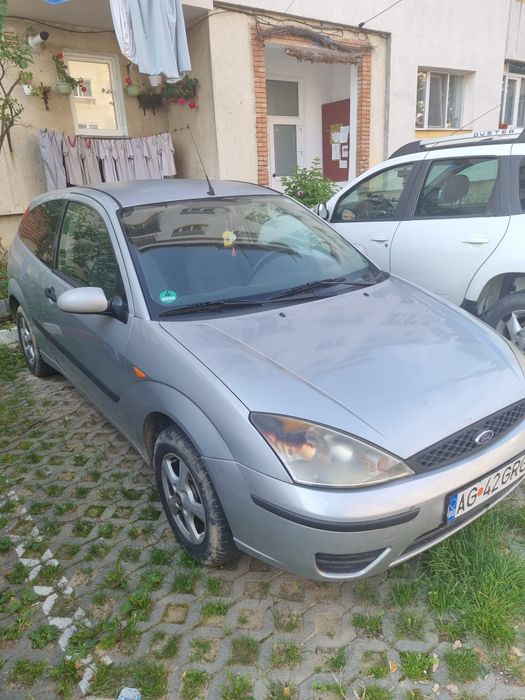 Ford Focus 1.6 hatchback Gpl