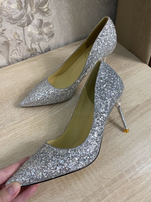 Новые туфли 38 размера