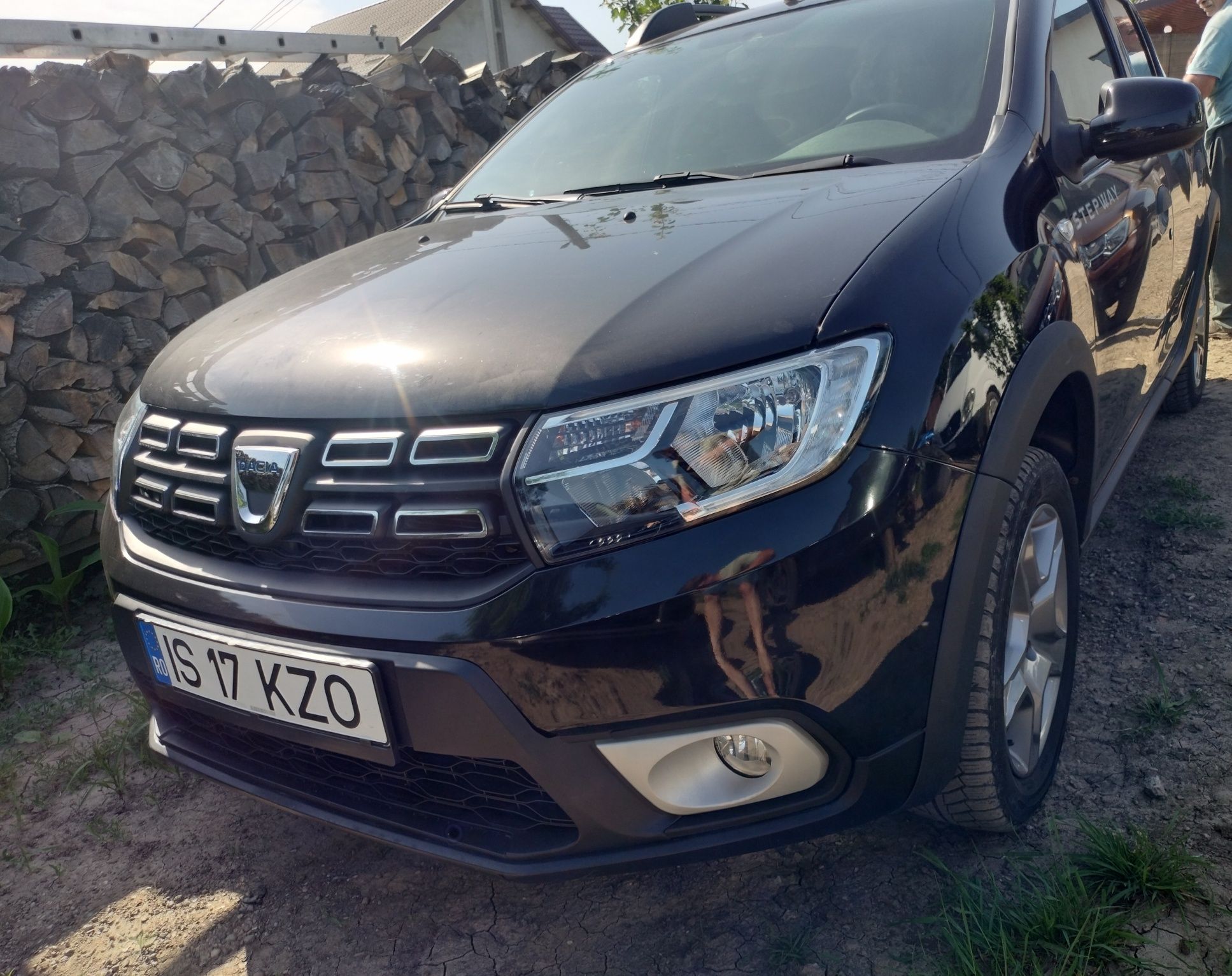 Vând Dacia Sandero Stepwey 
Motor 0.9+ GPL
An 2019 
51.000 km 
Nerulat