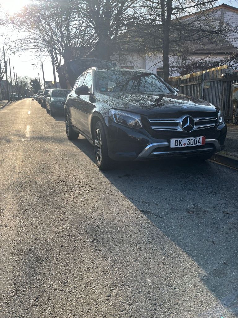 Vand Mercedes GLC recent adus