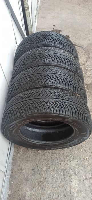 235/65/R17 Michelin Pilot Alpin 5