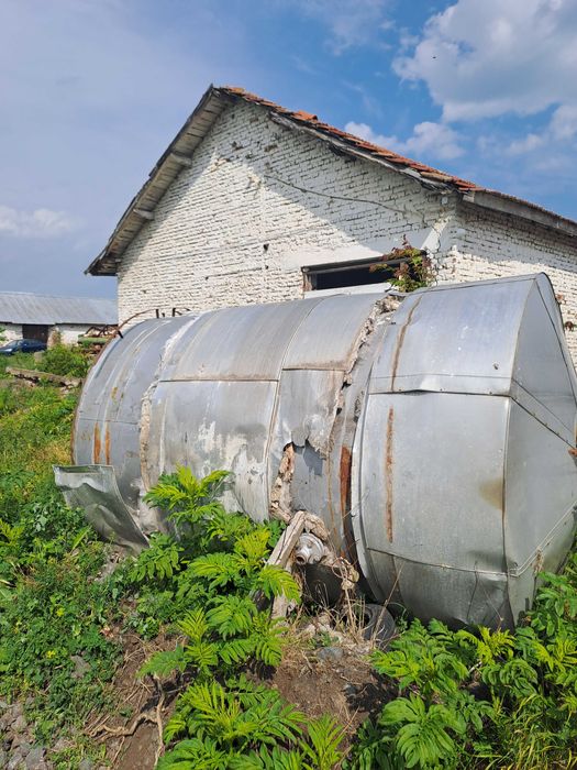 Цистерна 10 т. от неръждаема стомана