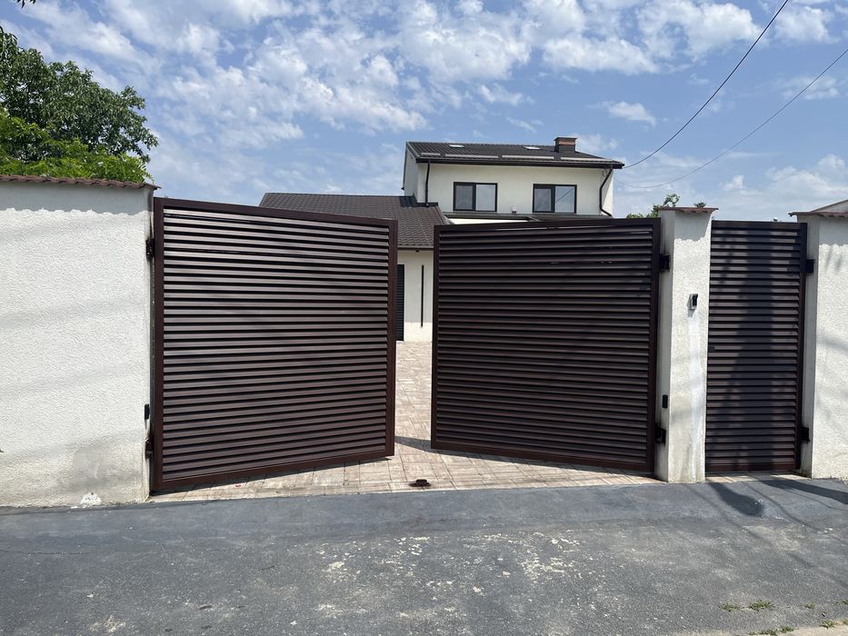 Confecții Metalice Personalizate: Porți, Garduri, Balustrade